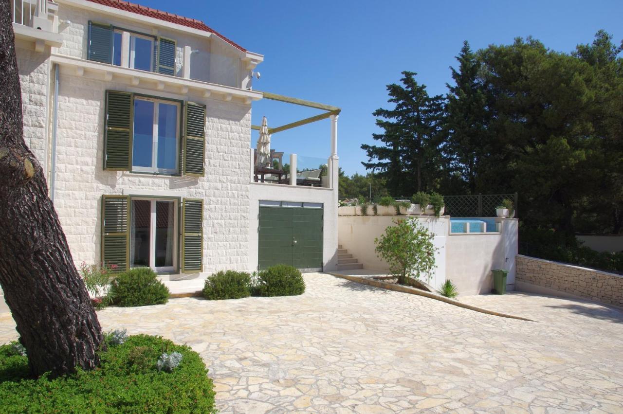 Holiday Home Nevista ซูมาร์ติน ภายนอก รูปภาพ