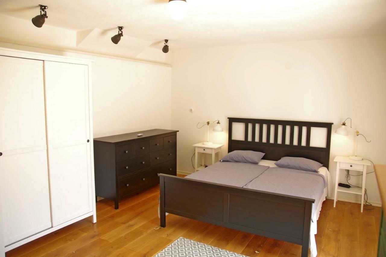 Holiday Home Nevista ซูมาร์ติน ภายนอก รูปภาพ