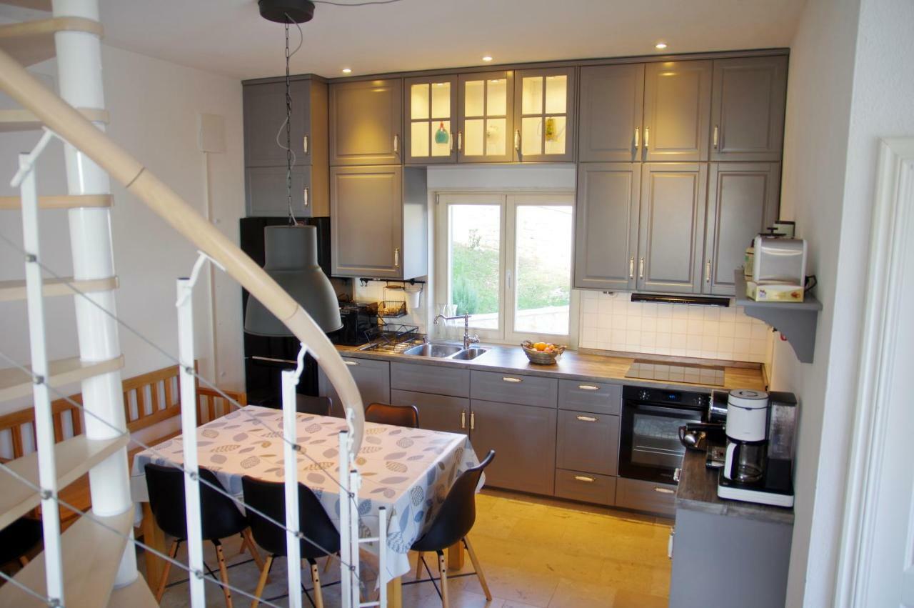 Holiday Home Nevista ซูมาร์ติน ภายนอก รูปภาพ